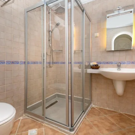 Hotel Adalya Port 4*