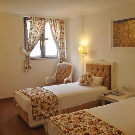 Adalya Port Hotel 4*
